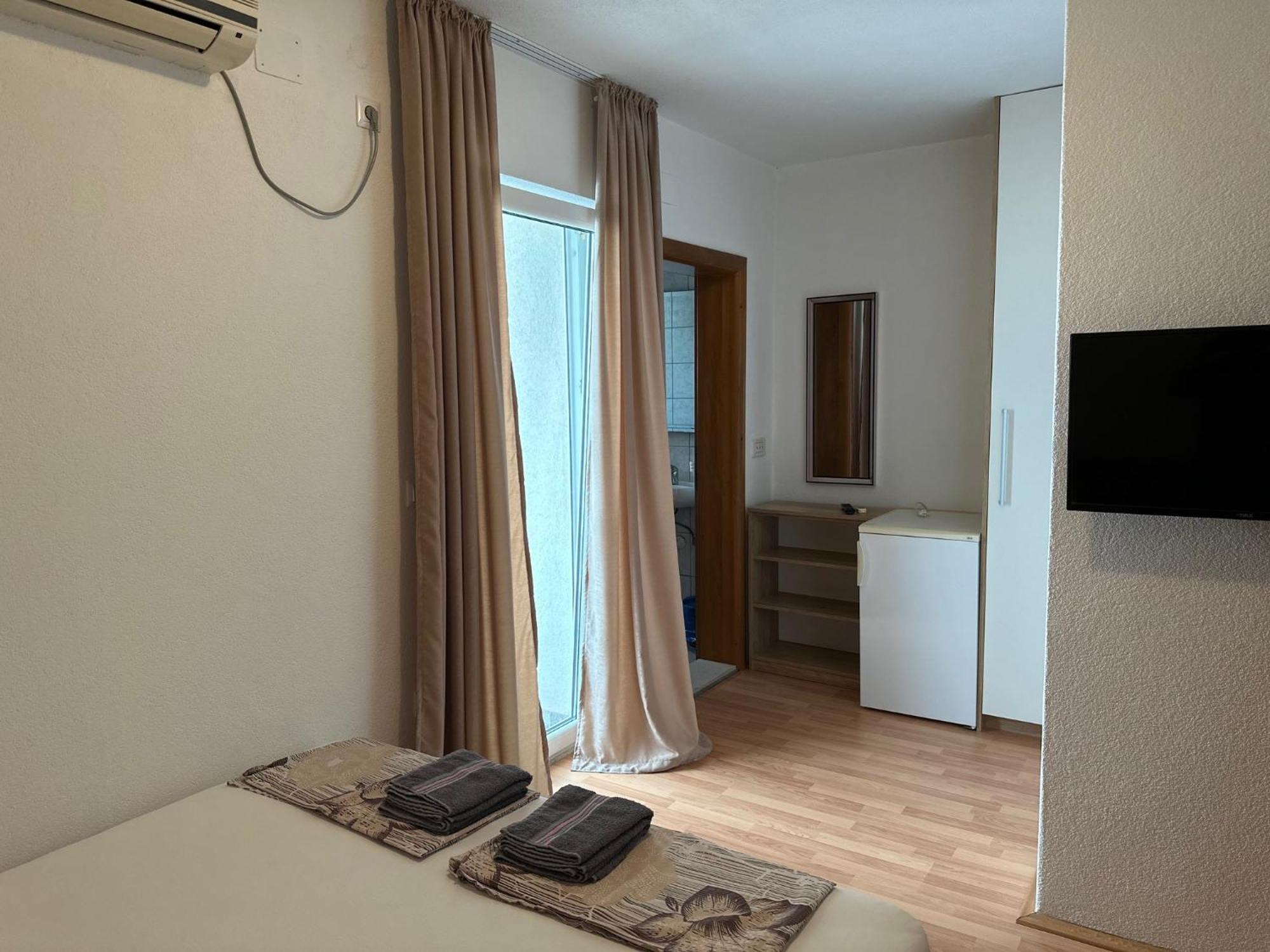 Royal Apartments Неум Экстерьер фото